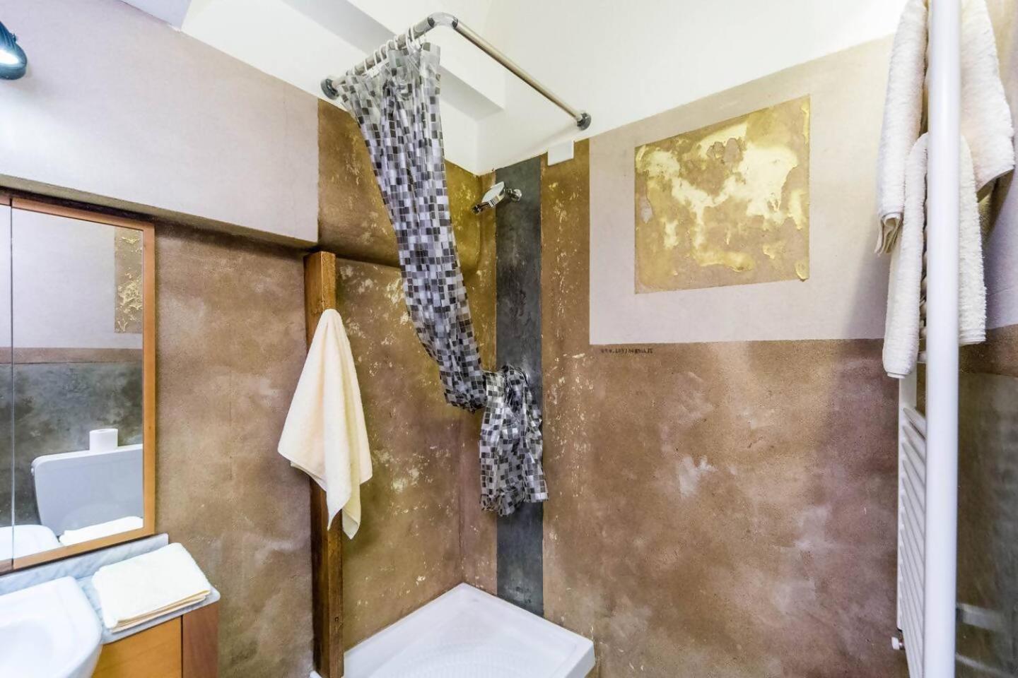 Lovingenoa - Ducale - Cast Iron Apartment *