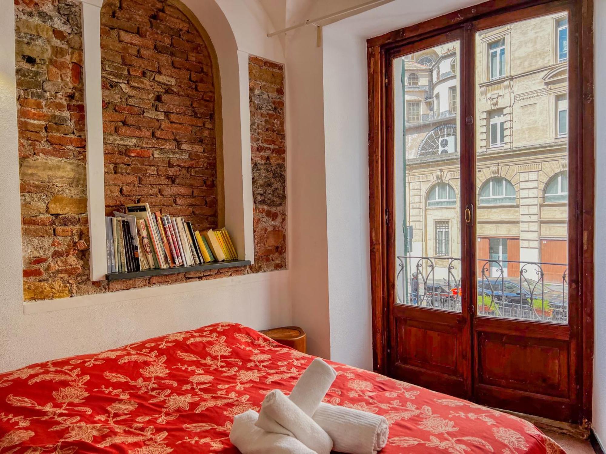 Lovingenoa - Ducale - Cast Iron Apartment
