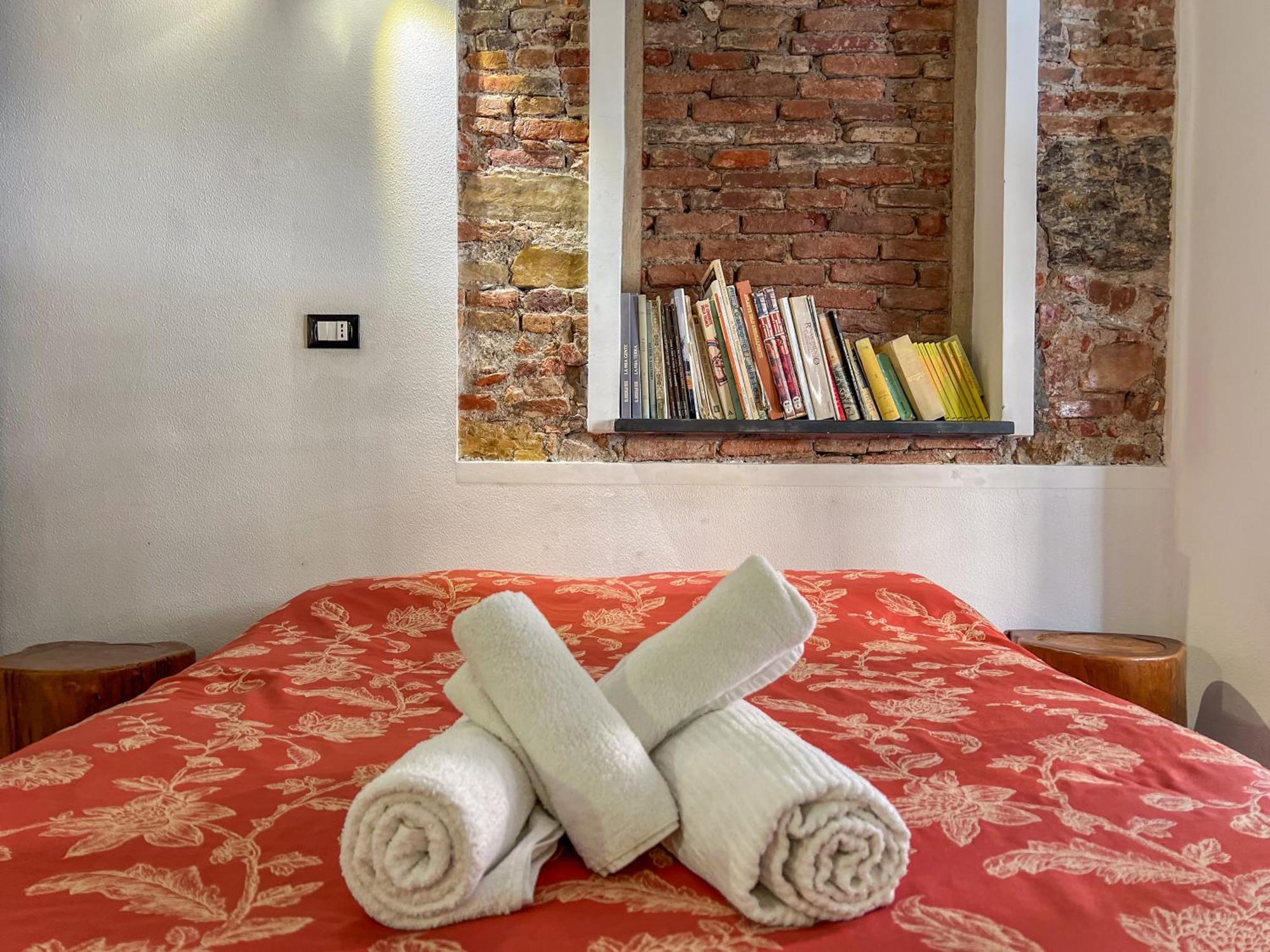 Lovingenoa - Ducale - Cast Iron Apartment Genua