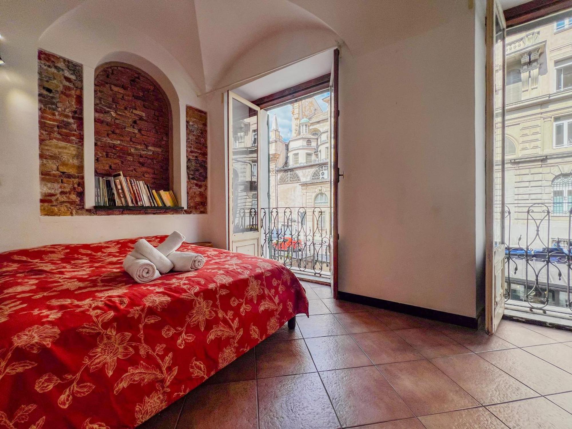 Lovingenoa - Ducale - Cast Iron Apartment *